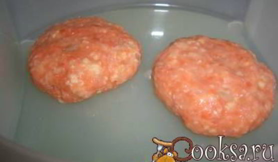 котлеты из красной рыбы с сыром