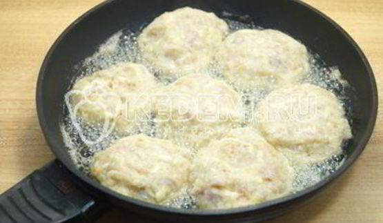 котлеты из куриного фарша с сыром