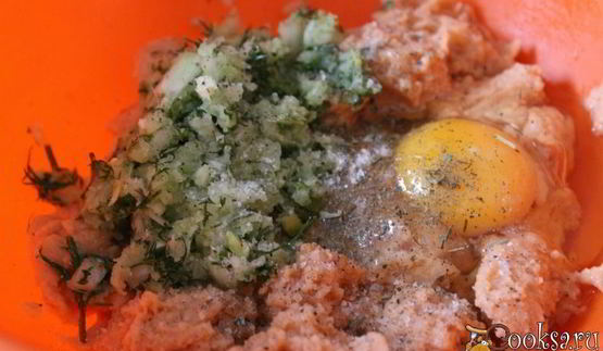 котлеты из семги с манкой