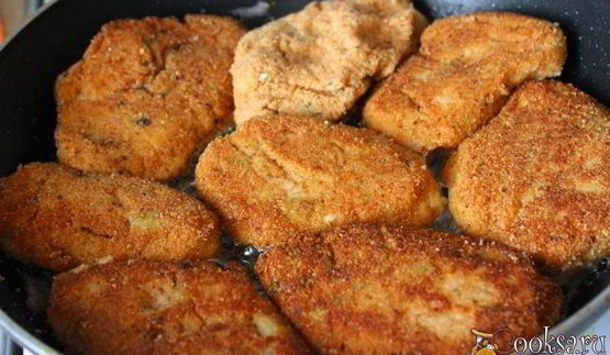 котлеты из семги с манкой