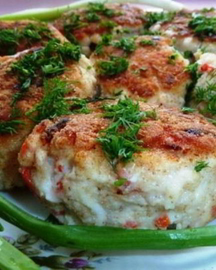 Рецепт котлет куриных с крабовыми палочками