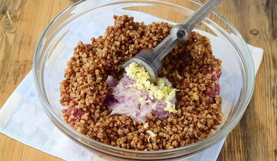 котлеты с гречкой и фаршем