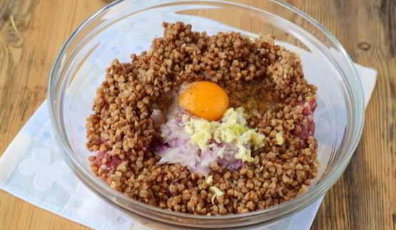котлеты с гречкой и фаршем