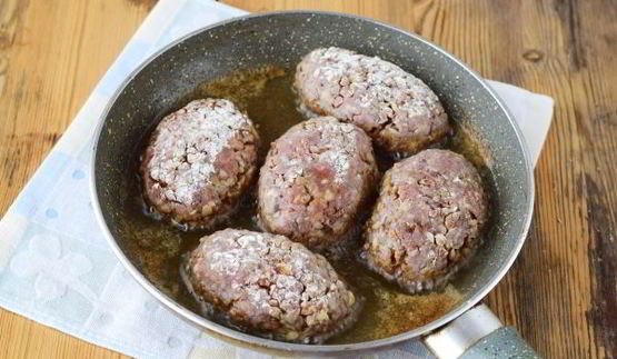 котлеты с гречкой и фаршем