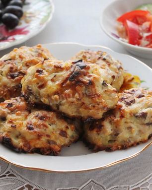 Котлеты с грибами и сыром в духовке куриные