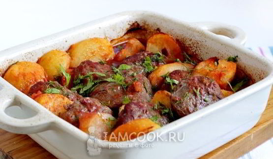 котлеты с картошкой в духовке