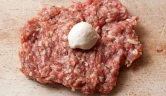 котлеты с моцареллой