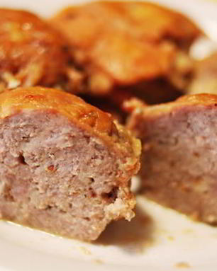 Котлеты, запеченные в сливочно-томатном соусе