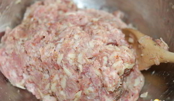 котлеты, запеченные в сливочно-томатном соусе