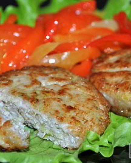 Рецепт куриных котлет с кабачком