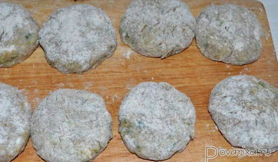 куриные котлеты с кабачком