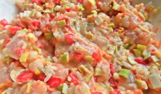 куриные котлеты с рисом и овощами