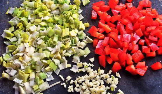 куриные котлеты с рисом и овощами