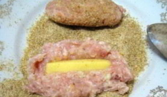 куриные котлеты с сыром внутри