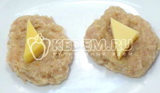 куриные котлеты с сыром