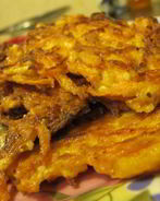 Морковные котлеты с пармезаном, чесноком и пряными травками