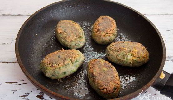 постные котлеты из фасоли с овощами