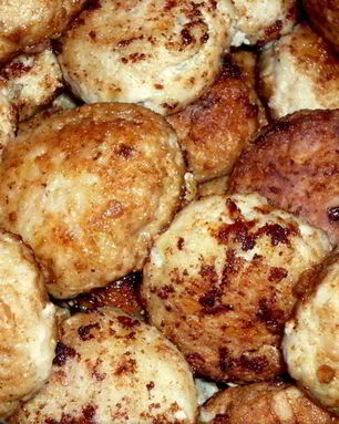 Рыбные котлеты из щуки с салом