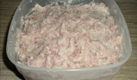 рыбные котлеты из щуки с салом