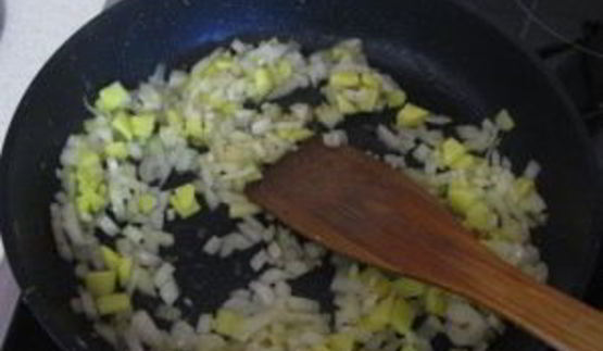 лапша по-сингапурски с креветками