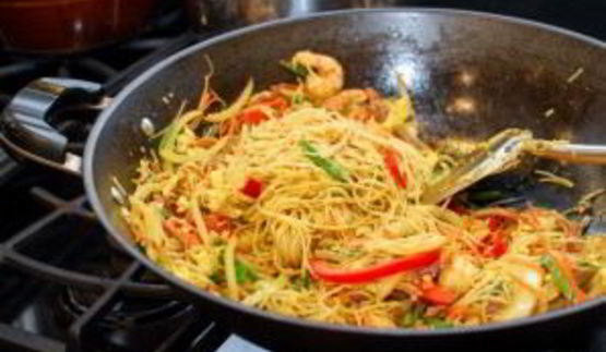 лапша по-сингапурски