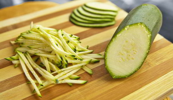 лапша с брокколи