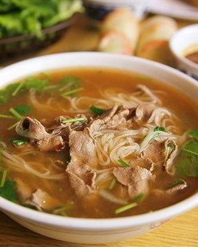 Лапша с говядиной и овощами