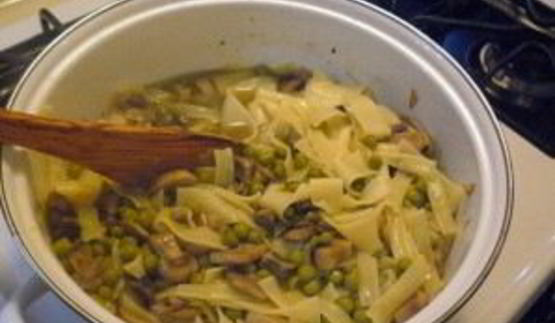 лапша с грибами