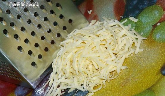 лапша с мясным соусом по-домашнему