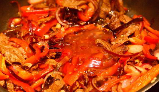 лапша удон с говядиной