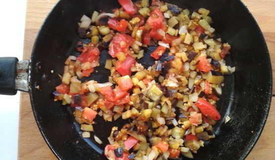 баклажанная паста на тостах