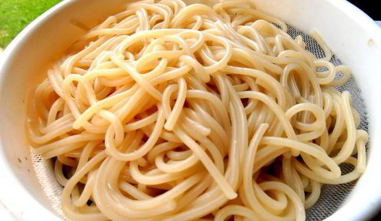 быстрые спагетти с мидиями