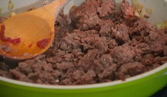 фаршированные макароны под соусом бешамель