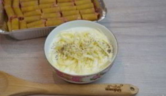 макароны, фаршированные фаршем и сыром, в духовке