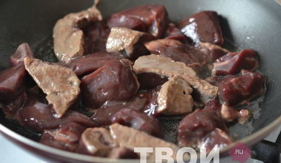 макароны по-флотски с куриной печенью