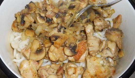 макароны с курицей и шампиньонами
