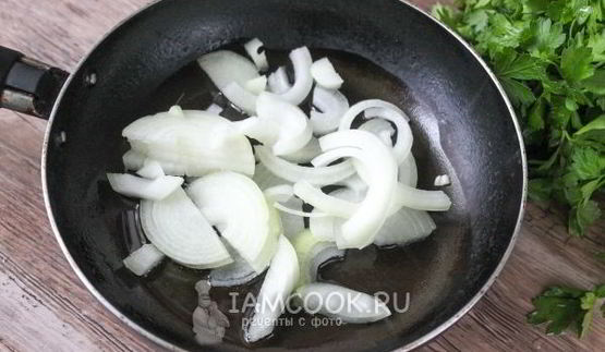 макароны с помидорами и сыром