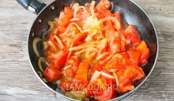 макароны с помидорами и сыром