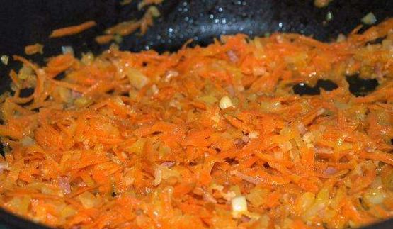 макароны с соусом болоньезе