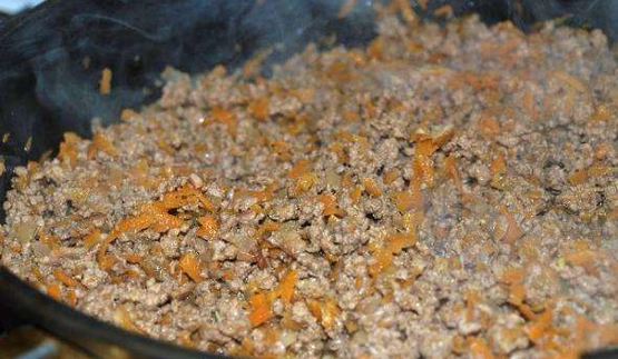 макароны с соусом болоньезе