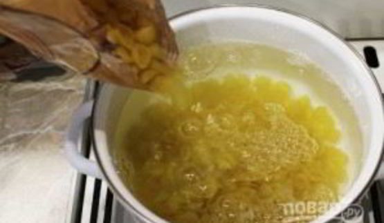 макароны с томатным мясным соусом