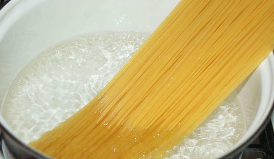 паста карбонара с беконом