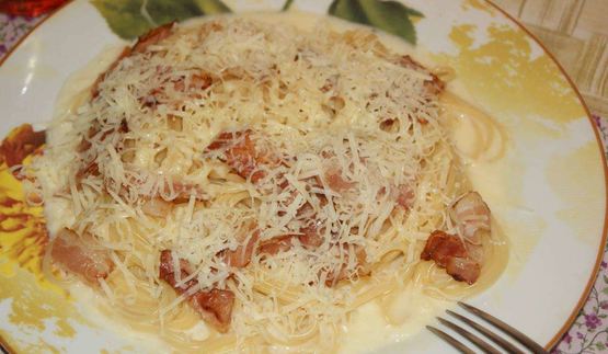 паста карбонара с беконом