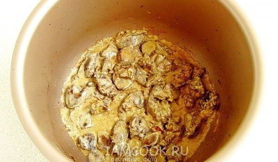 паста с куриной печенью в мультиварке
