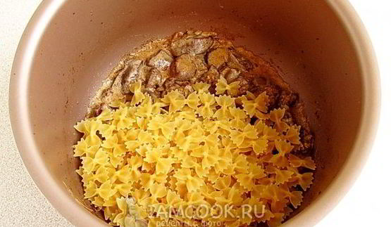 паста с куриной печенью в мультиварке