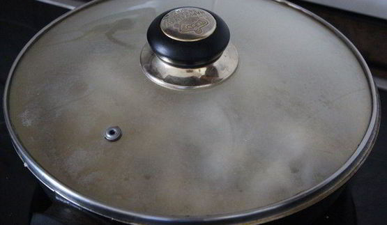 паста с сливочно-грибным соусом и плавленным сыром