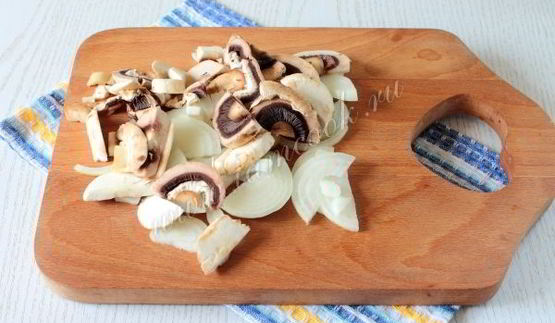 паста с ветчиной и грибами