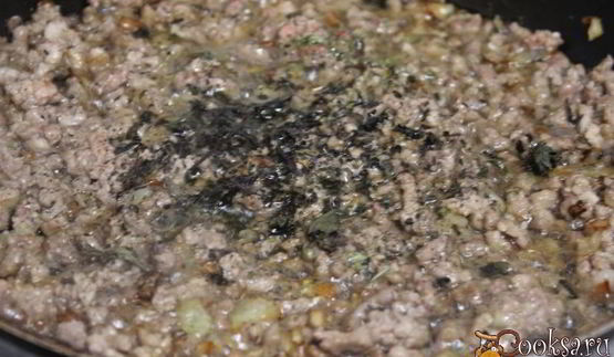 спагетти с ароматным мясным соусом