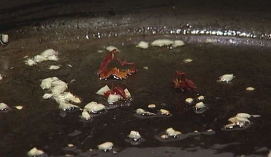 спагетти в рыбном соусе