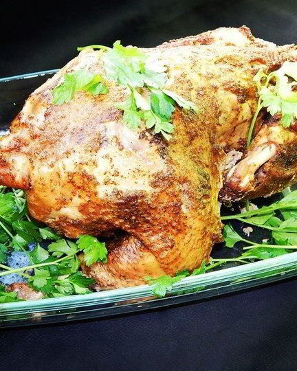 Рецепт домашней курицы, фаршированной яблоками и айвой